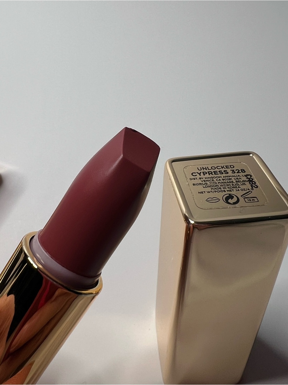 Hourglass UNLOCKED SATIN CRÈME LIPSTICK